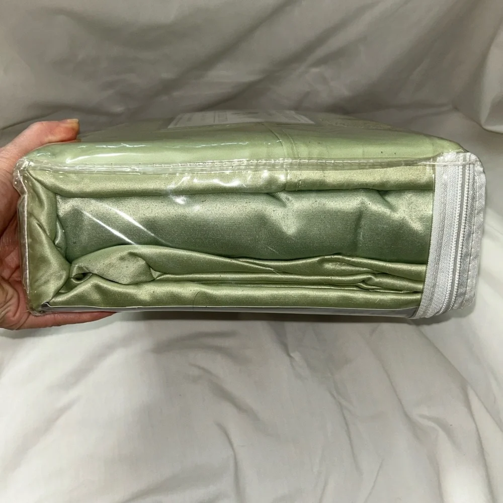 Luxury Collection Cotton 400 TC Thread Count King Sateen Sheet Set Green NEW NIP